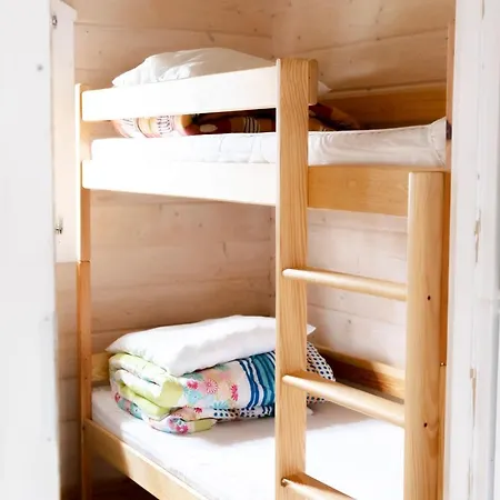 Letniskowe Drewniane Szenodo Na Sosnowej * Debina (Ustka)