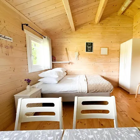 Letniskowe Drewniane Szenodo Na Sosnowej Debina (Ustka)